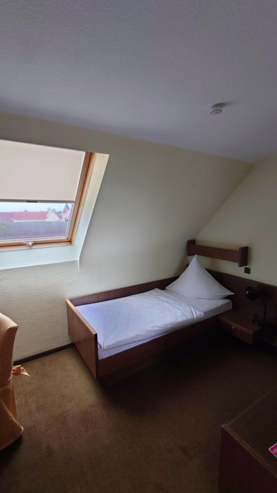 Hotel Loewen-Seckenheim Mannheim Eksteriør bilde