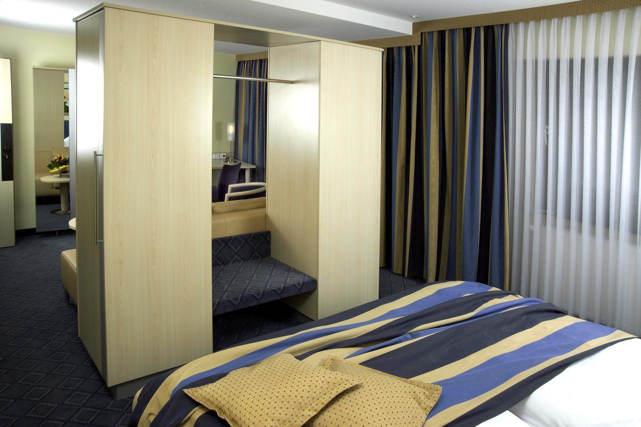 Hotel Loewen-Seckenheim Mannheim Eksteriør bilde